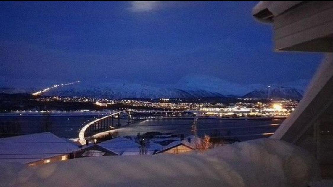 Moderne Og Trivelig Leilighet, Med Unik Utsikt Tromso Ngoại thất bức ảnh